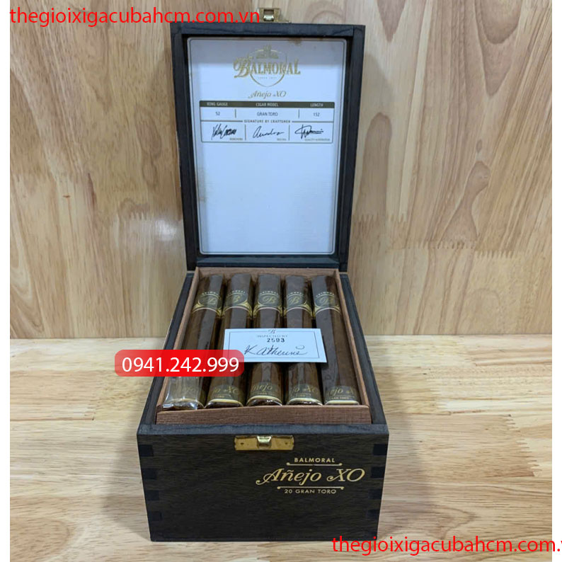 XÌ GÀ BALMORAL anejo-xo-toro-20 ANEJO XO TORO 25 ĐIẾU